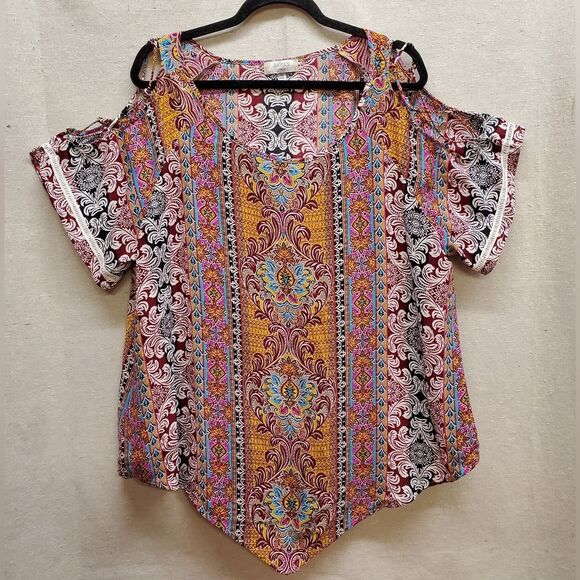 Soulmates Plus Tribe Style Top in 1X - Picture 1 of 8